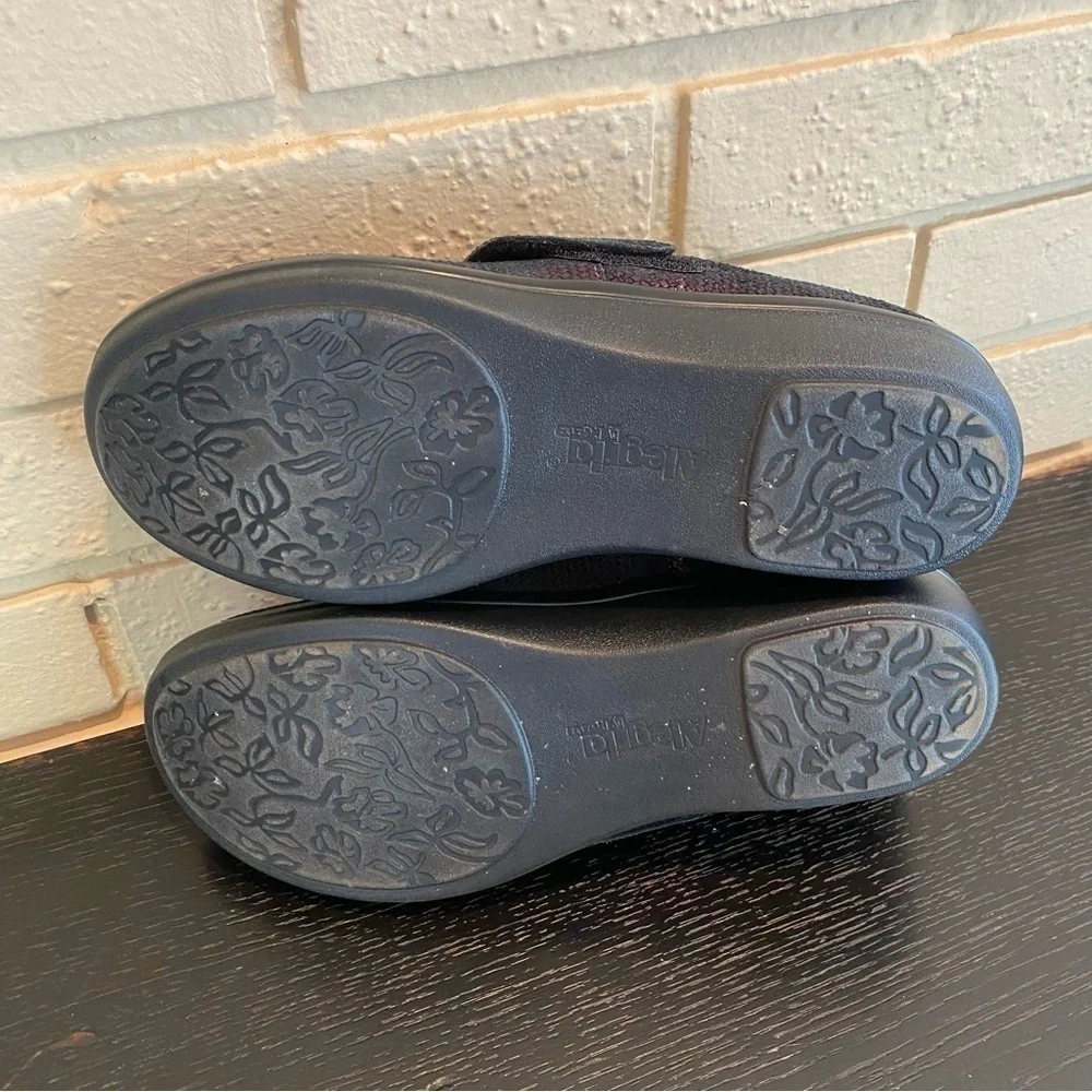 Alegria Lauryn Wine Weave Metallic Slip On Comfort Shoes - Women’s EU 37 US 7